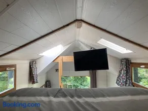 Tiny House Insolite avec Escape Game - Image 4