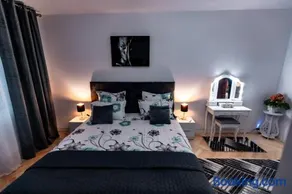 Luxury Riverside Apartment Băile Herculane - Image 3