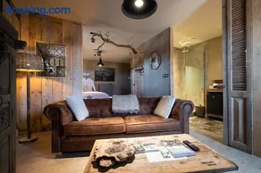 Lavendine Pure Guesthouse - Image 1
