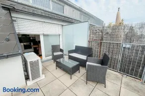 Danube Rooftop Apartment 15 - Image 2