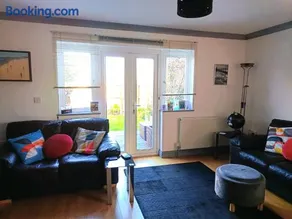 Nicky & Dave's Home - Image 3