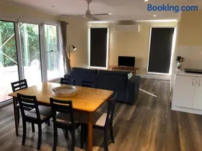 Kookaburra Oasis - Image 2