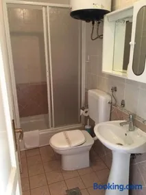 Rosemary Apartments & Rooms - Image 2