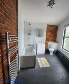 Double room with shared facilities - Image 3