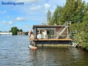 Houseboat PURE II - Image 1