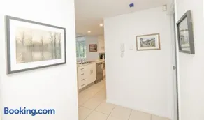 Drift North Beachfront Apartments - Private Apartments - Image 3