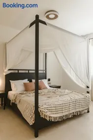 Pura Vida Beach House - Image 3