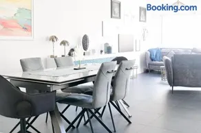 Grande maison avec piscine, proche océan, Les Sables, 6 personnes - Image 2