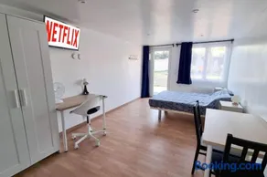 Le petit Château Avesnois - Studio en rez de jardin avec terrasse privée - Image 3