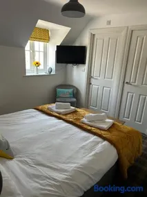 Hotdog House Filey Detached Pet Friendly Eco-House - Image 5