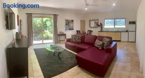 River Gum Luxury Bed and Breakfast - Image 1