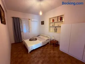 Grandma s Nest in Amarynthos - Image 4