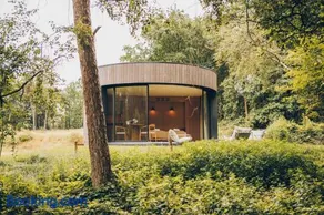 LumiPod – Luxe glazen design‑pod - Image 3