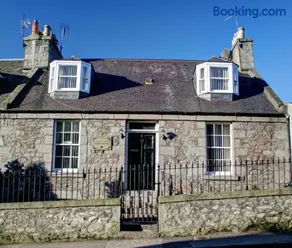 Atticus Central Guest House - Image 2