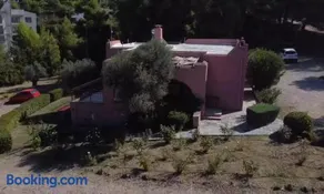 LandEscape Villa facing the Evian Gulf, Attica - Image 2
