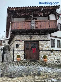 Melnik Pyramids Guesthouse - Image 2