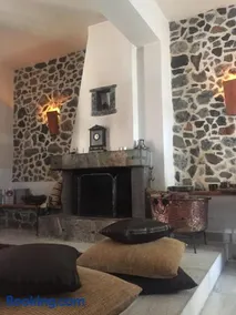 Stephania's Stone House - Image 5