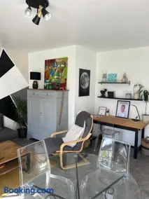 Appartement RDC quartier calme - Image 2