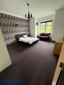 Lux spacious 3BR entire apartment - Image 4