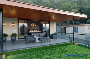 SaffronStays The Stillwater House - 6BR Lakefront Villa with Pool & Lake Views - Image 1
