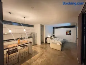 Casa en Vistalba para dos personas con yacuzzi de temporada en la terraza - Image 1