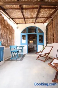 La Casa di Via Lungomare - Image 1