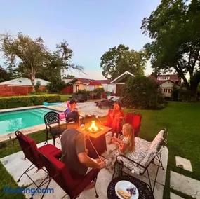Sweet Escape- Historic Luxury Estate with Pool, Hot Tub, Fire Pit & Pool Table - Image 1