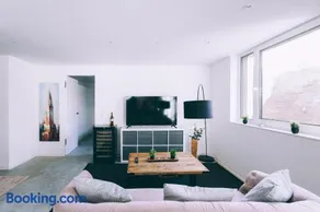 Attraente appartamento adatto alle famiglie con giardino, barbecue e terrazza | Vista sulla montagna - Image 3