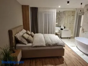 Krásný apartman s vybavením a bezplatným parkovanim - Image 3