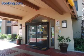 Heritage Inn San Bernardino - Image 4