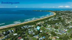 Boho - Pet Friendly - 1 Min Walk to the Beach - Image 2