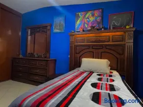 Cómoda habitación para descanso, La casa del artista - Image 4