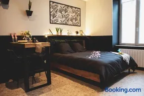 LOVE ROOM, La Douce Angevine - Image 2