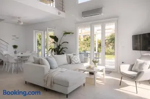 A Homes Greece - Nea Makri Garden Villa - Image 1