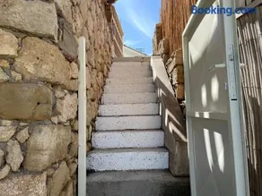 Kritamos Beach House - Right by the Beach & Public Parking - Image 3