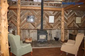 Rustic Ranch Getaway - Image 1