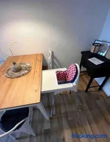 Schöne Dachgeschosswohnung - Image 2