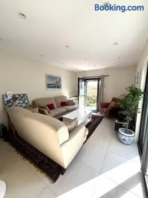 Cozy house 40 m from Cap Coz beach - Image 2