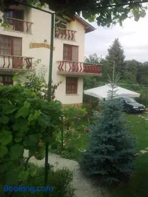 Veselata Guest House - Image 4