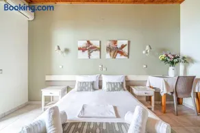 Nontas Homes 32 - Image 4