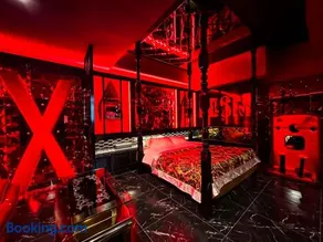 Fire Hotel Nw - Image 3