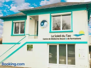 Maison spacieuse avec fitness, massage sur demande et jardin privatif, proche Nantes et Pornic - Image 2
