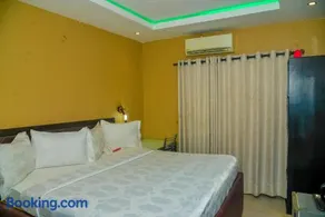 Triple Tee Hotel - Image 5