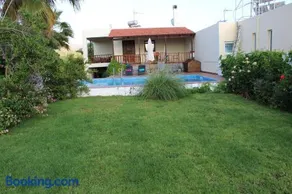 Felia Villa - Image 2