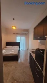Sundive Apartments - Image 4