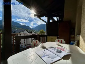 Studio cosy avec terrasse, 4 couchages, au pied des pistes à Briançon - Image 1