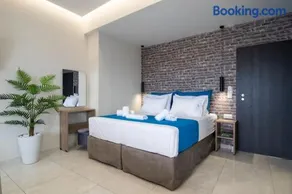 Blue Heaven Studio with Seaview - Image 1