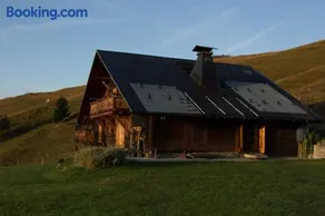 Reine des Aravis - chalet isolé - Image 2