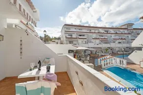 Urlaub 'Serene Terrace and Pool' mit Gemeinschaftspool, privater Terrasse und Wi-Fi - Image 2