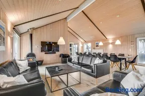 House With Pool, Spa, And Sauna By The Sea - Sj220 - Image 3